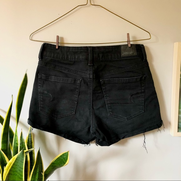 Black American Eagle high rise shorts - Picture 2 of 14